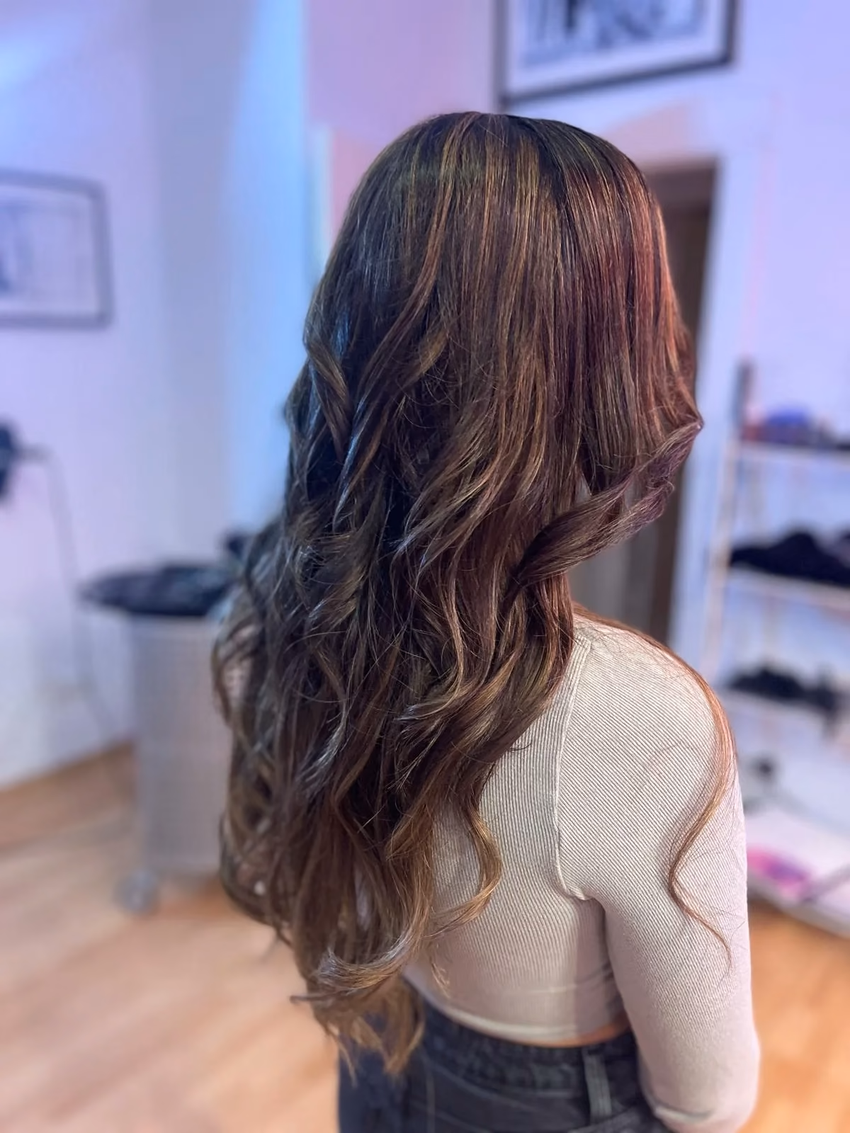 Balayage lange Wellen Seitenansicht