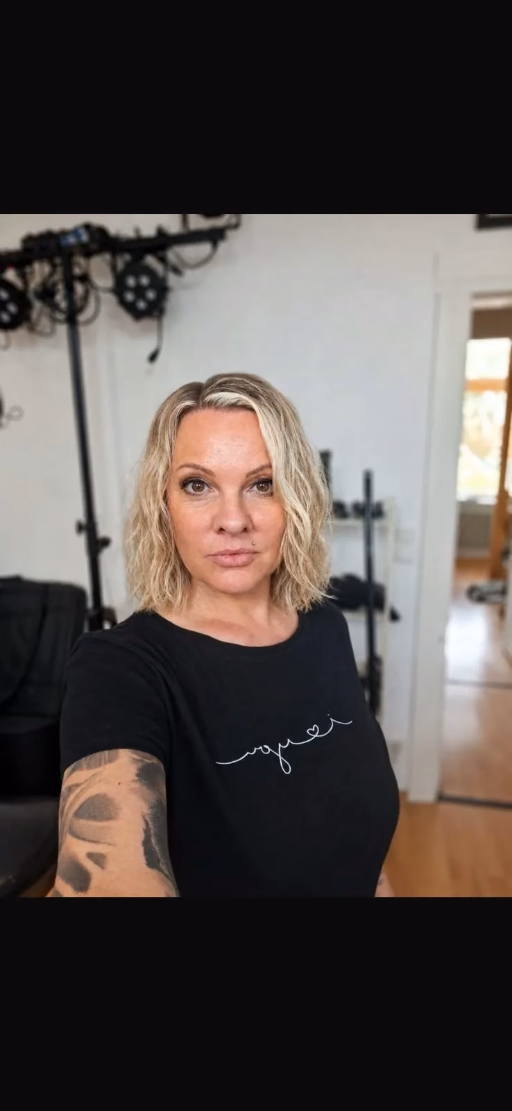 Blonder Bob mit Wellen Portrait